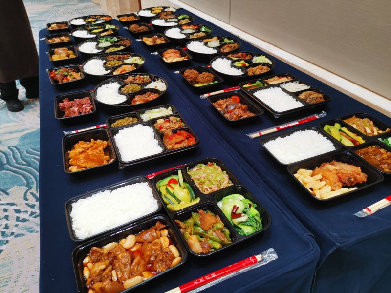 探寻桂林街头巷尾的人间烟火——餐饮行业的微光