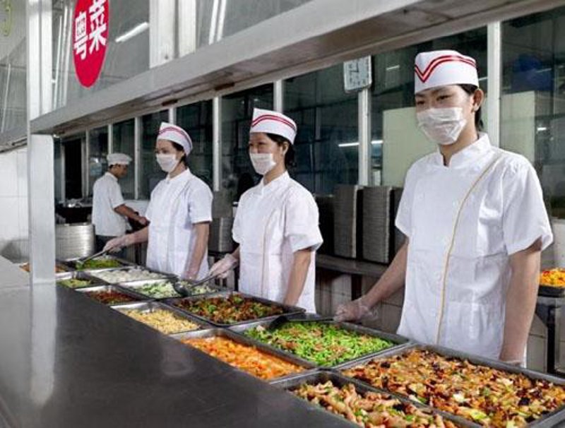 食堂承包行业趋势与挑战——餐饮管理新风向